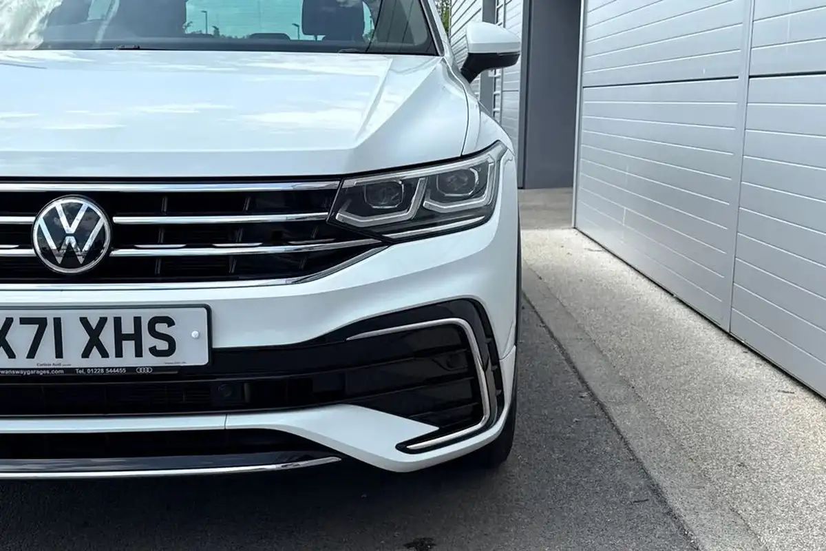 2021-volkswagen-tiguan-14-tsi-r-line-big-25