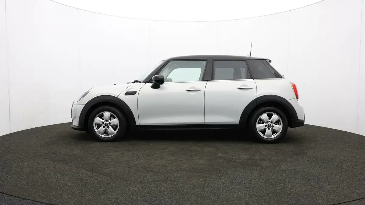 2022-mini-cooper-15-cooper-classic-hatchback-5d-auto-big-69