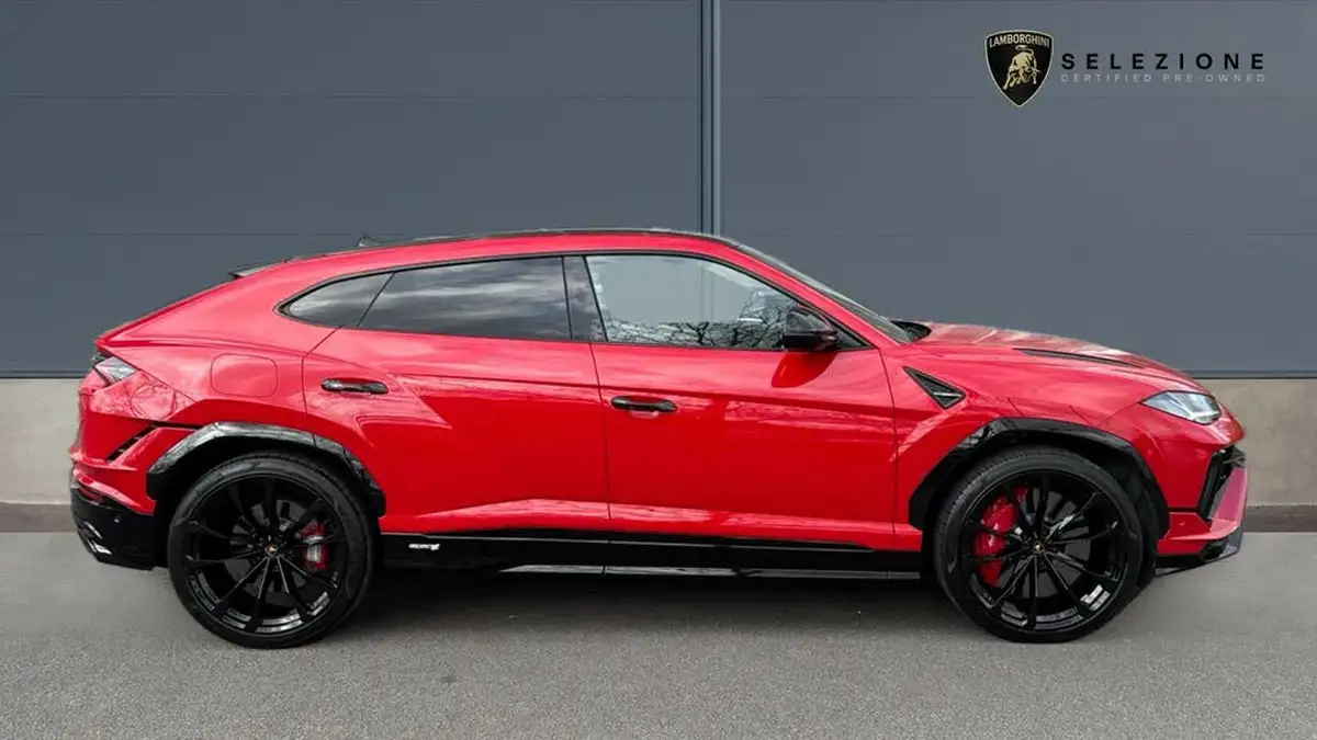 2024-lamborghini-urus-40-no-trim-big-1