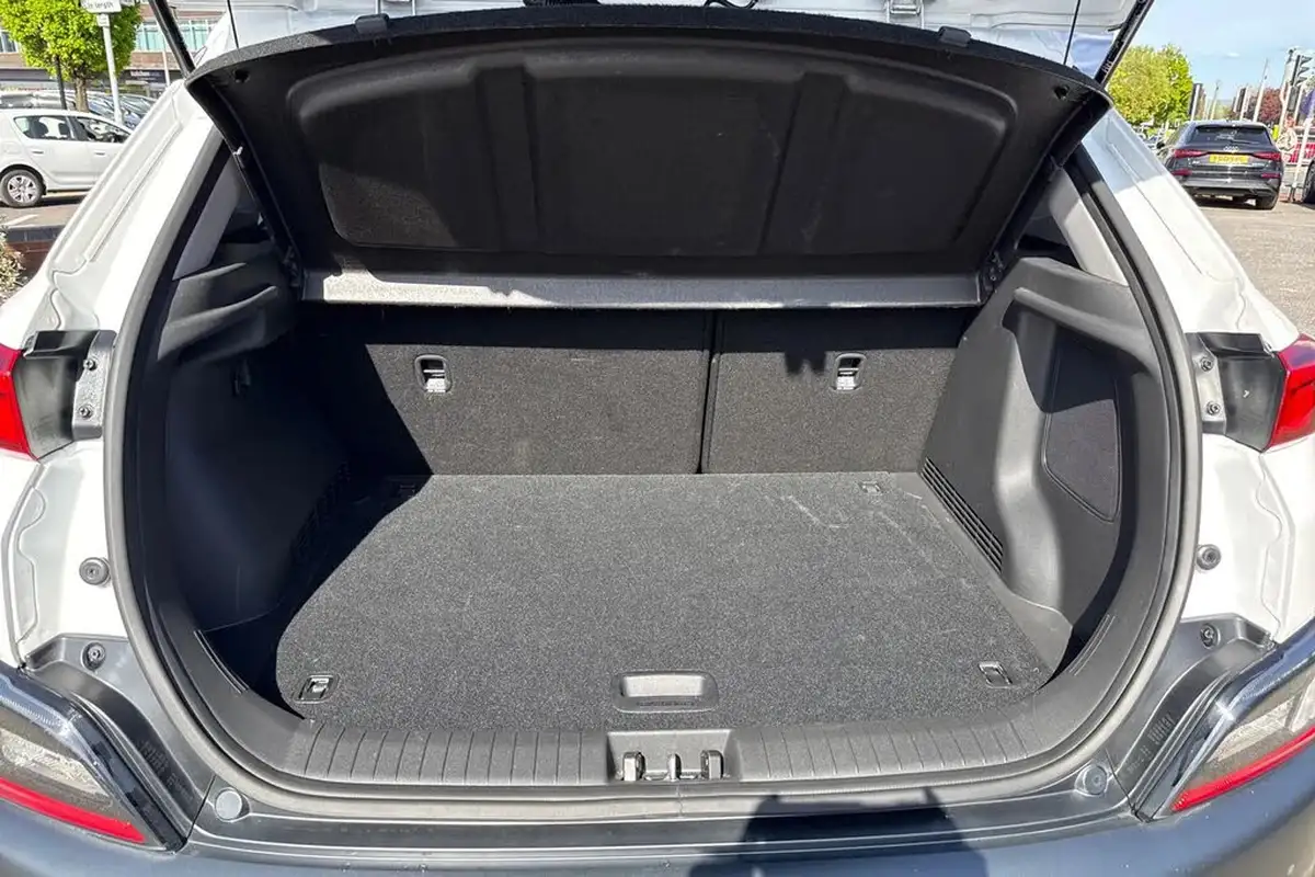 2022-hyundai-kona-16-gdi-premium-big-6