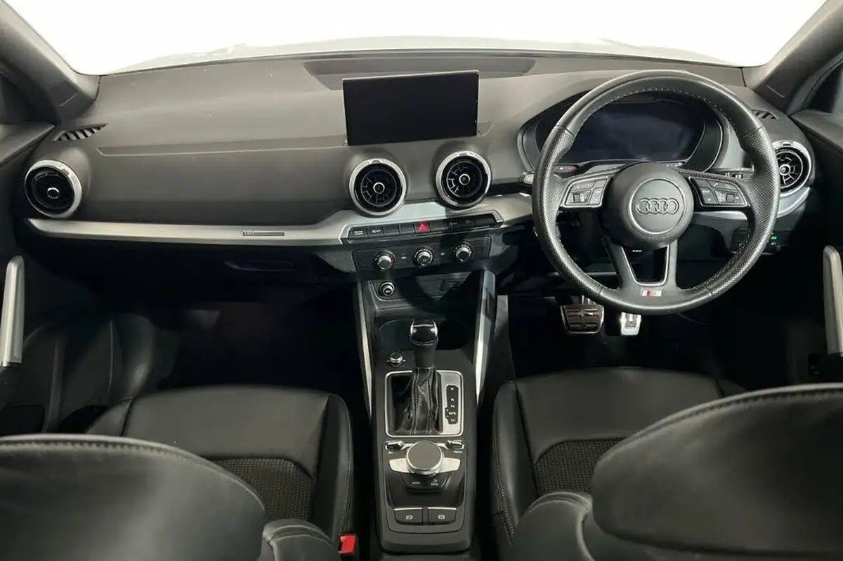2022-audi-q2-15-35-tfsi-s-line-tronic-big-10