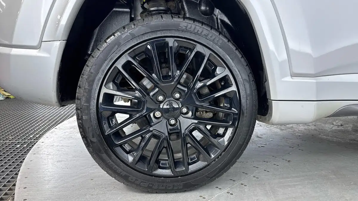 2023-jeep-compass-13-gse-s-big-24