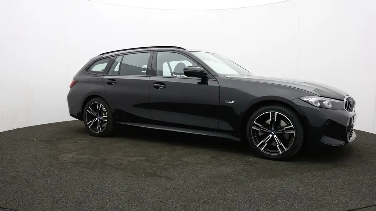 2022-bmw-3-series-20-330e-m-sport-touring-5d-big-42
