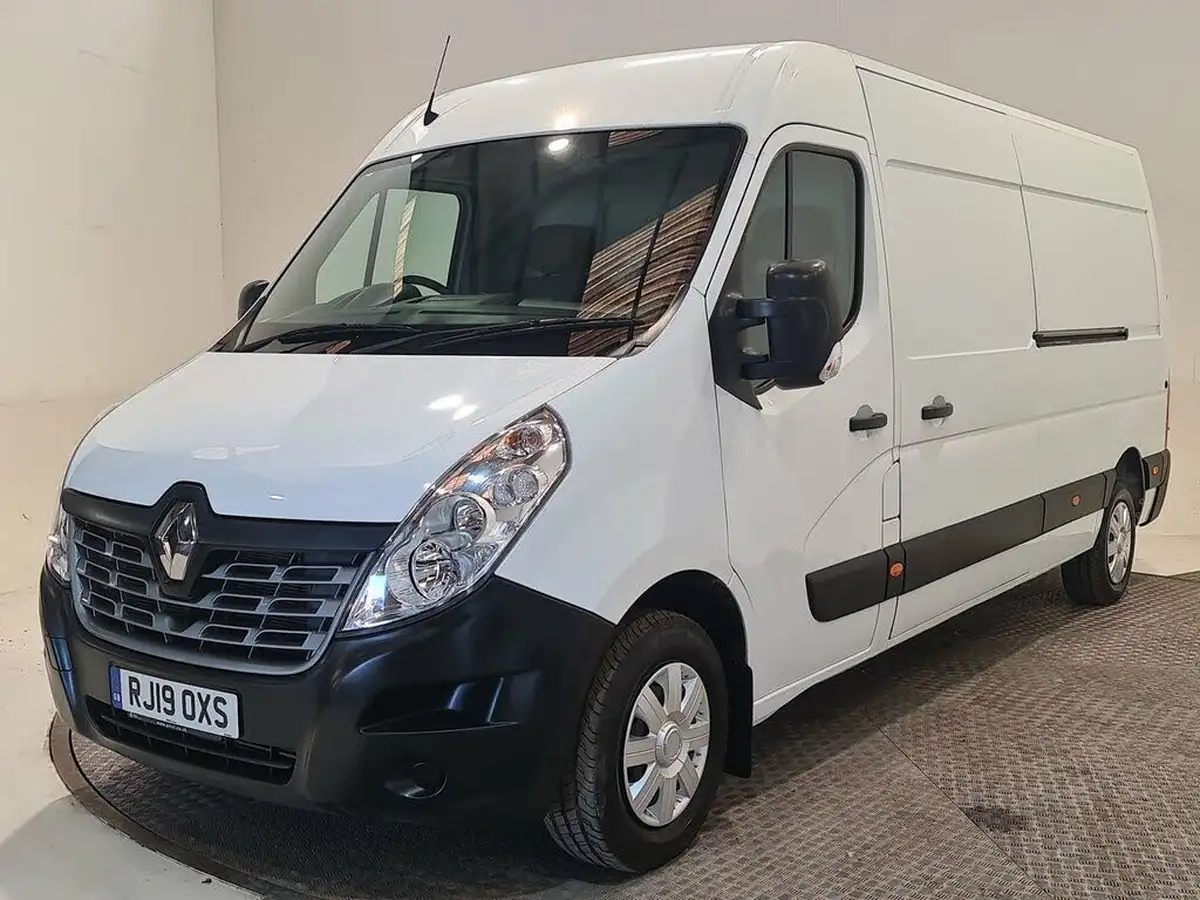 2019-renault-master-23dci-lm35-130-business-medium-roof-panel-van-big-10