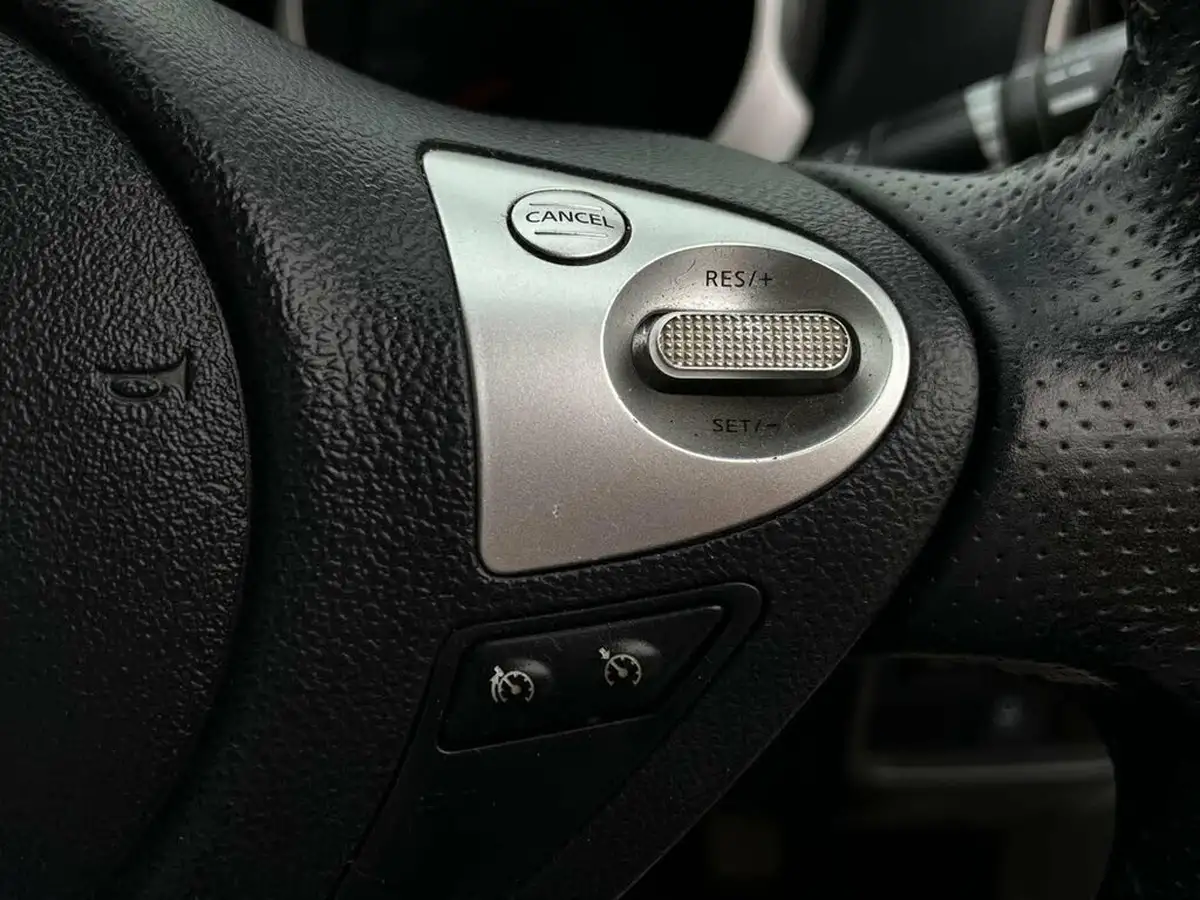 2015-nissan-juke-12-acenta-big-15