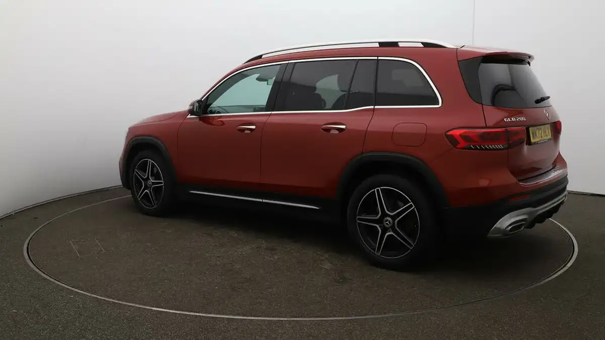 2022-mercedes-benz-glb-class-13-glb200-amg-line-premium-7g-tronic-big-36