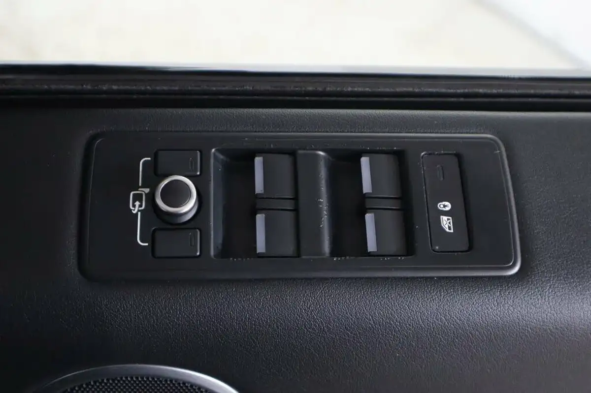 2016-land-rover-range-rover-sport-30-sd-v6-hse-30-sd-306hp-awd-commandshift-2-big-41