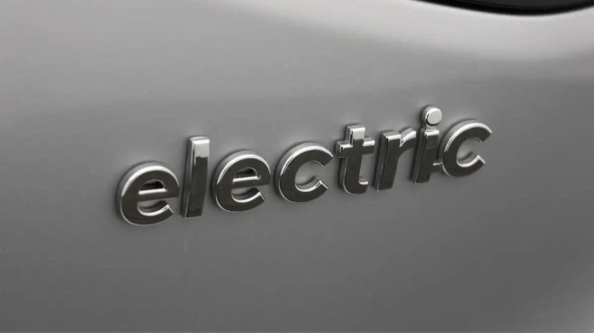 2021-hyundai-ioniq-e-premium-electric-100kw-big-21
