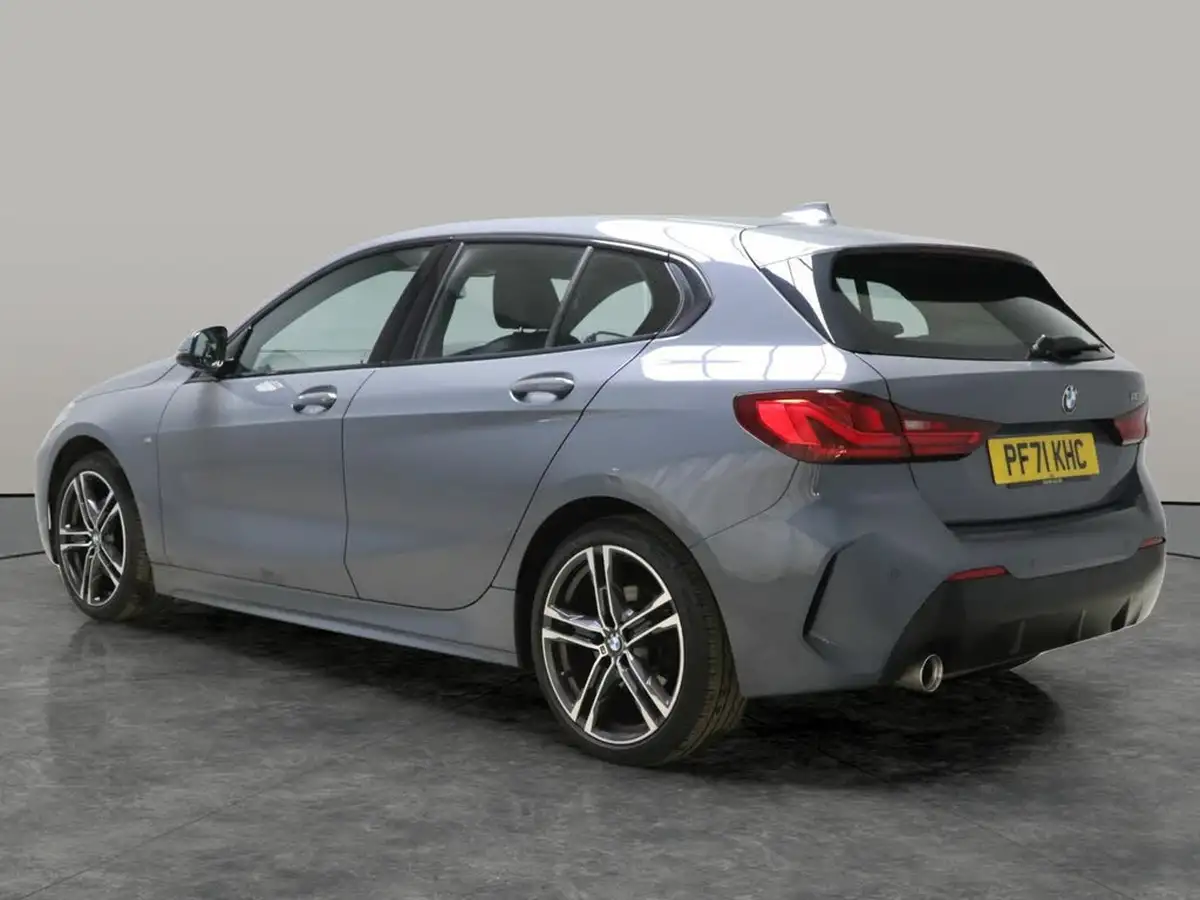 2022-bmw-1-series-15-118i-m-sport-lcp-dct-big-13