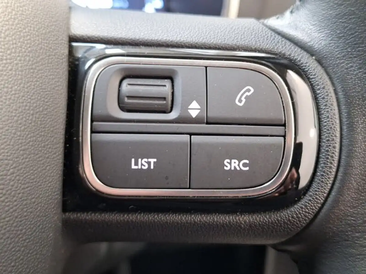 2022-citroen-c5-aircross-12-puretech-shine-ss-big-18