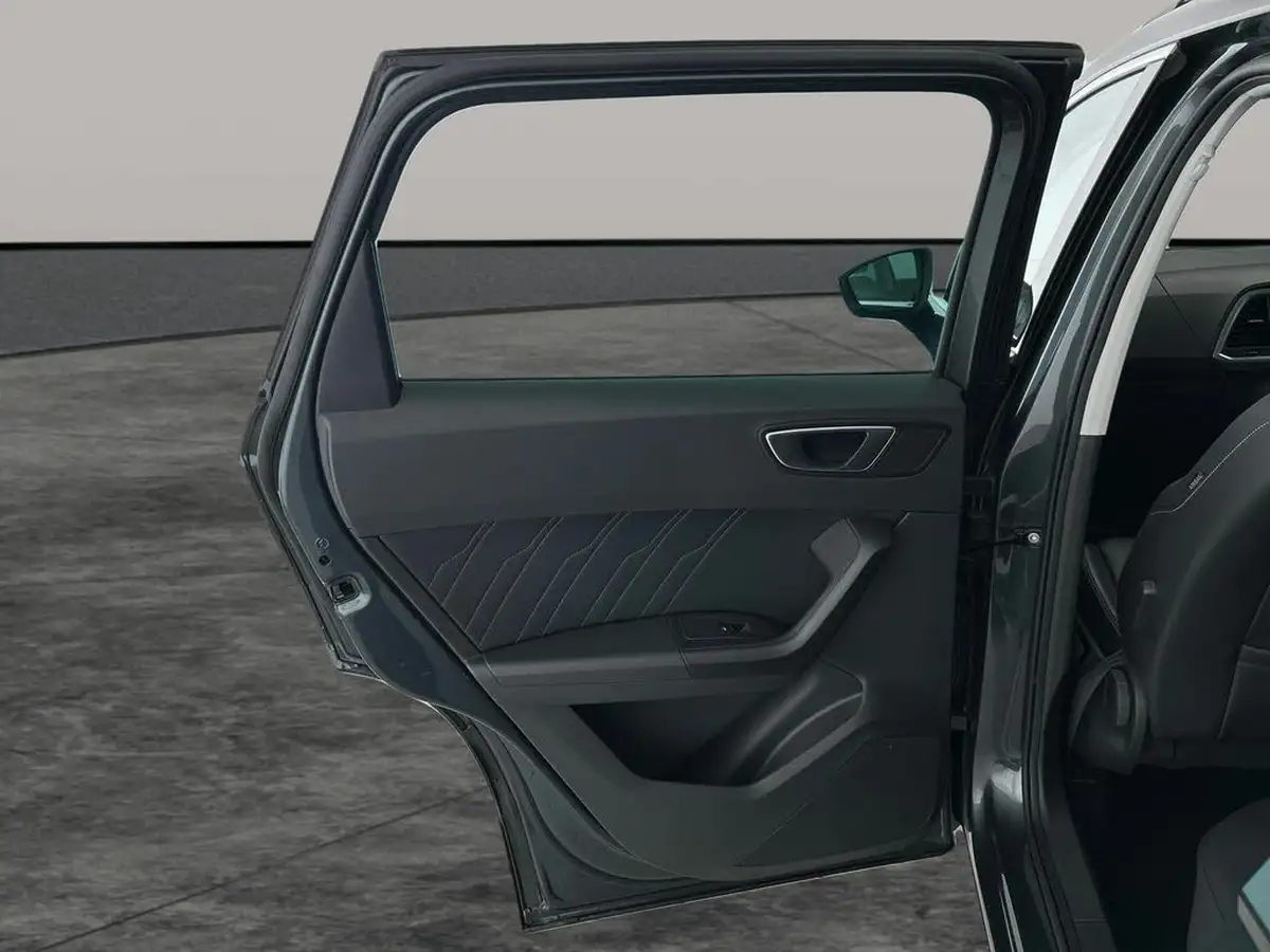 2022-seat-ateca-20tdi-xperience-lux-150ps-suv-big-17