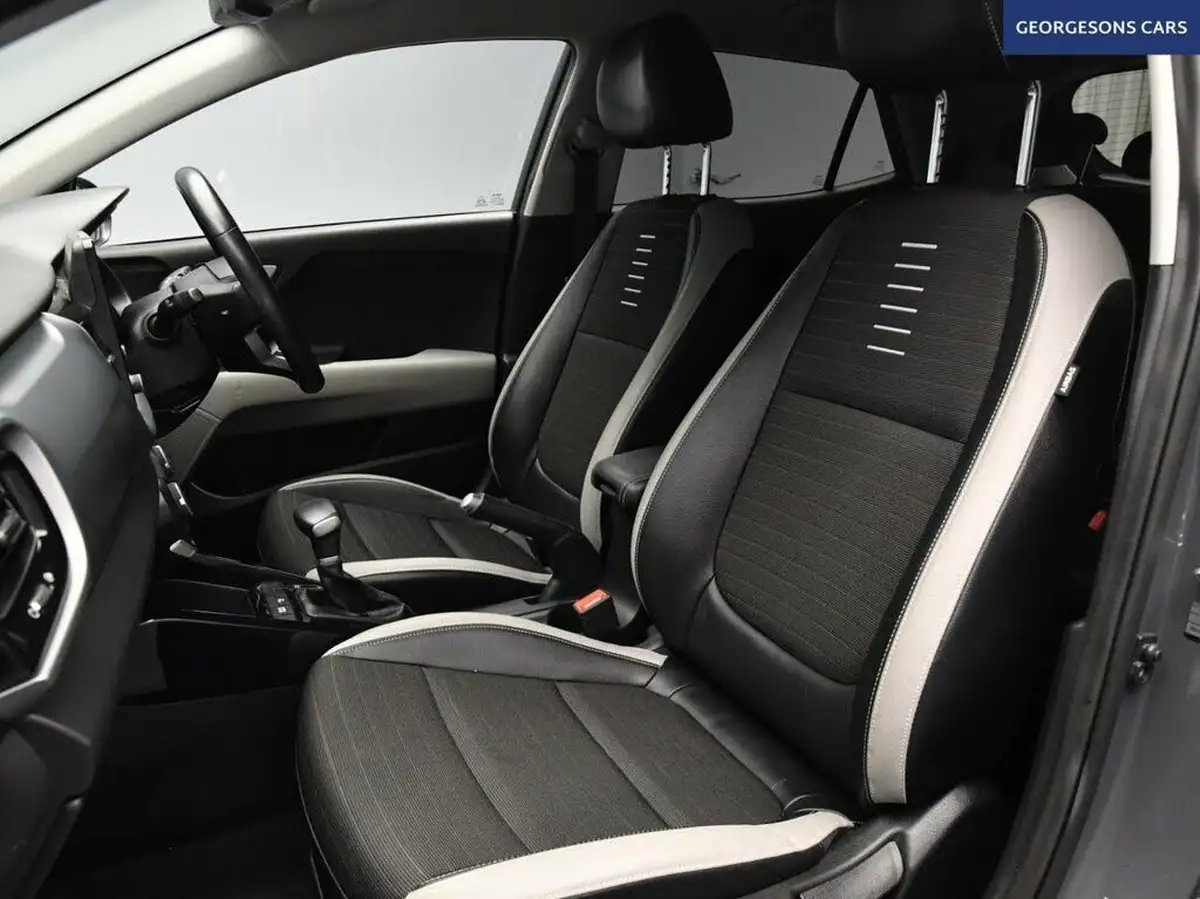 2022-kia-stonic-10-t-gdi-connect-dct-big-13