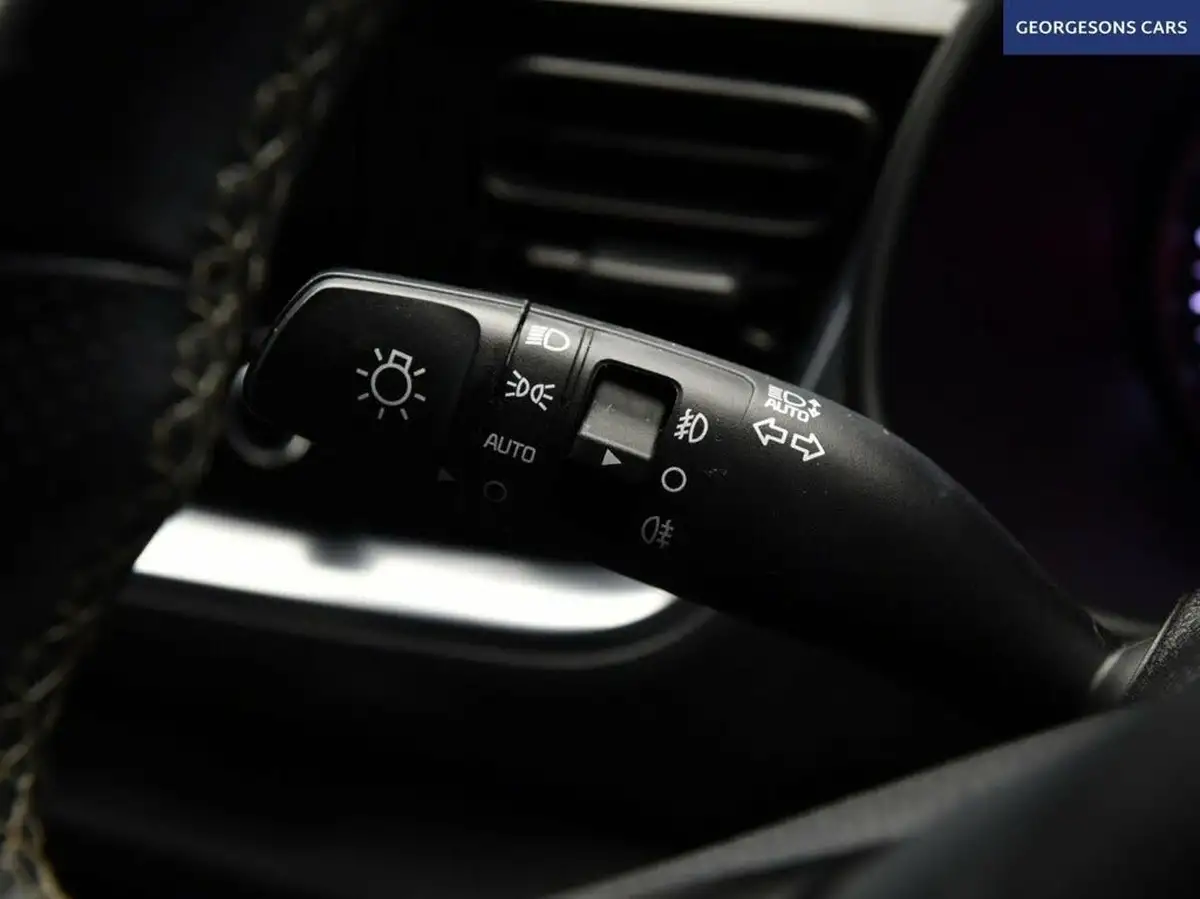2022-kia-stonic-10-t-gdi-connect-dct-big-37