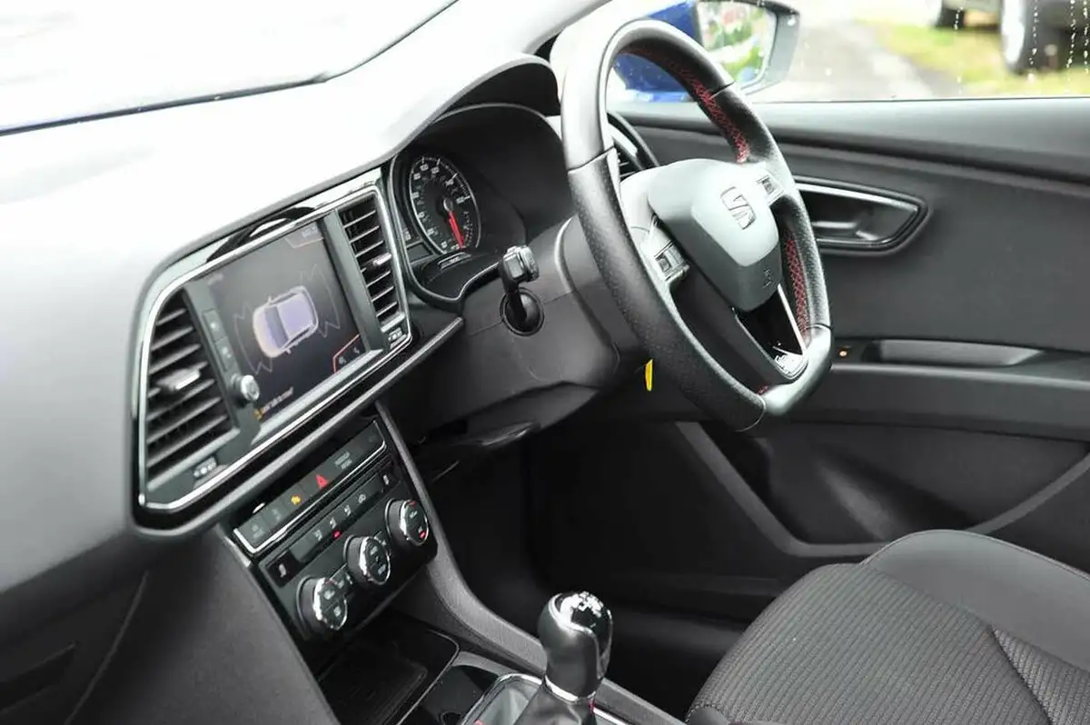 2019-seat-leon-15-tsi-evo-fr-130ps-ss-hatchback-big-1