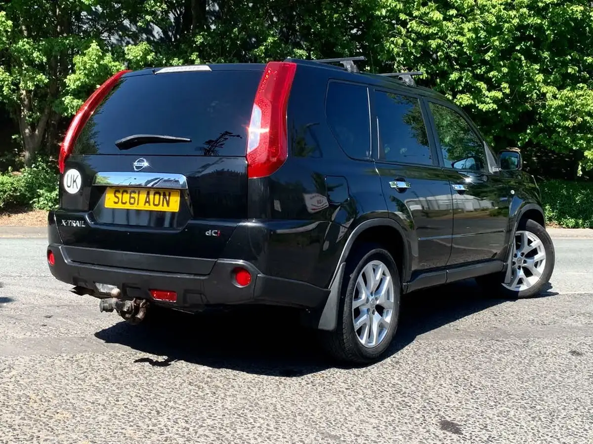 2012-nissan-x-trail-20td-tekna-173ps-big-4