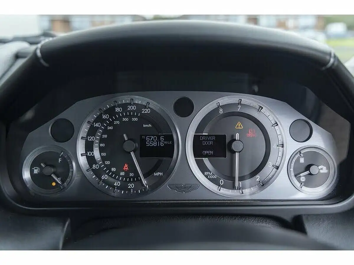 2006-aston-martin-vantage-43-big-48