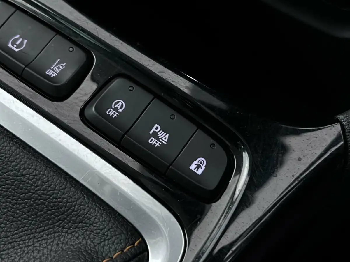 2020-vauxhall-crossland-x-12-elite-nav-130ps-turbo-big-36