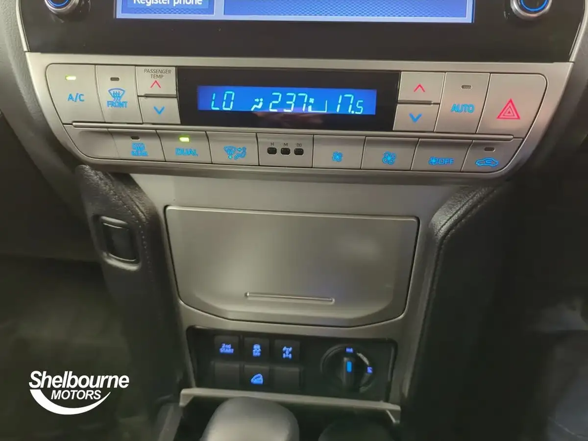 2021-toyota-land-cruiser-28d-4d-active-5st-3d-big-26