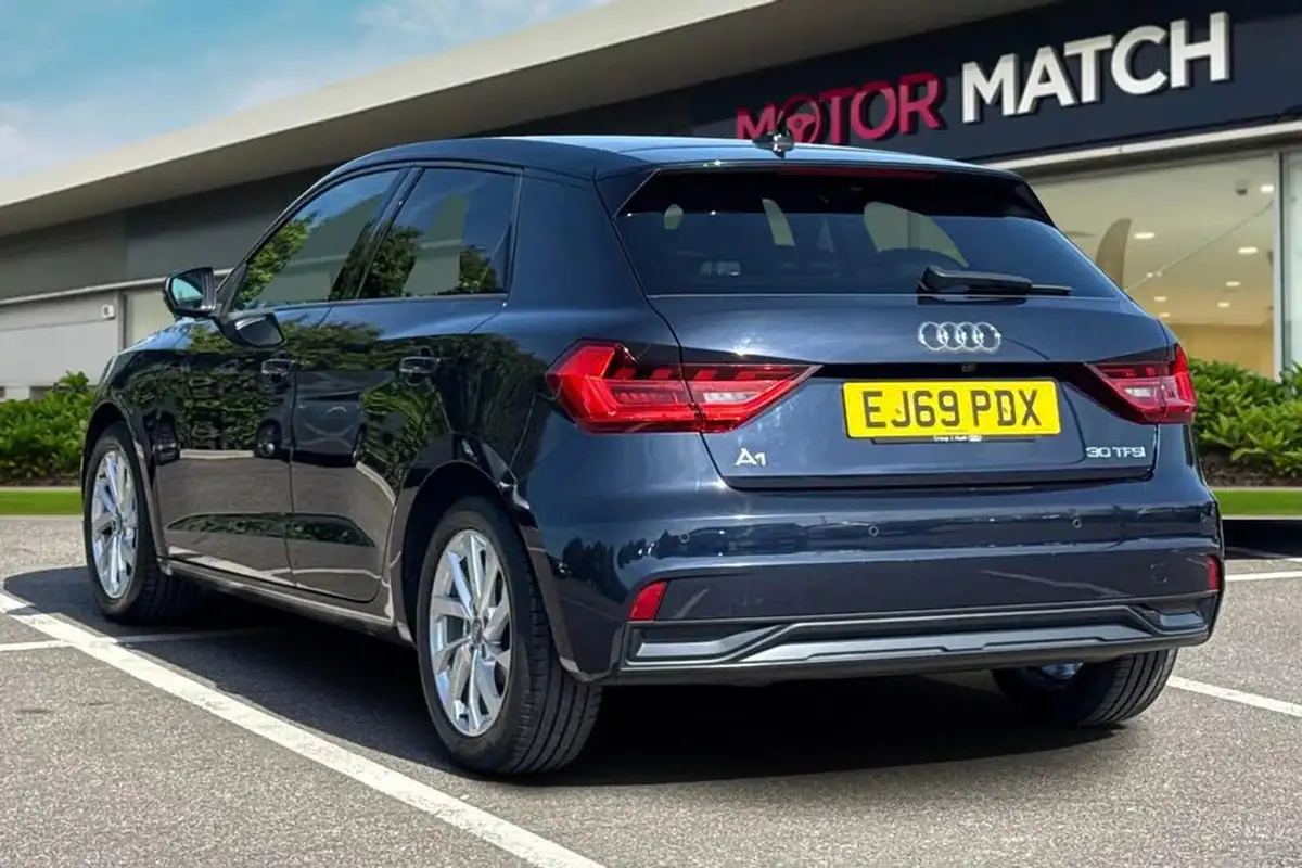 2019-audi-a1-10-30-tfsi-sport-big-1