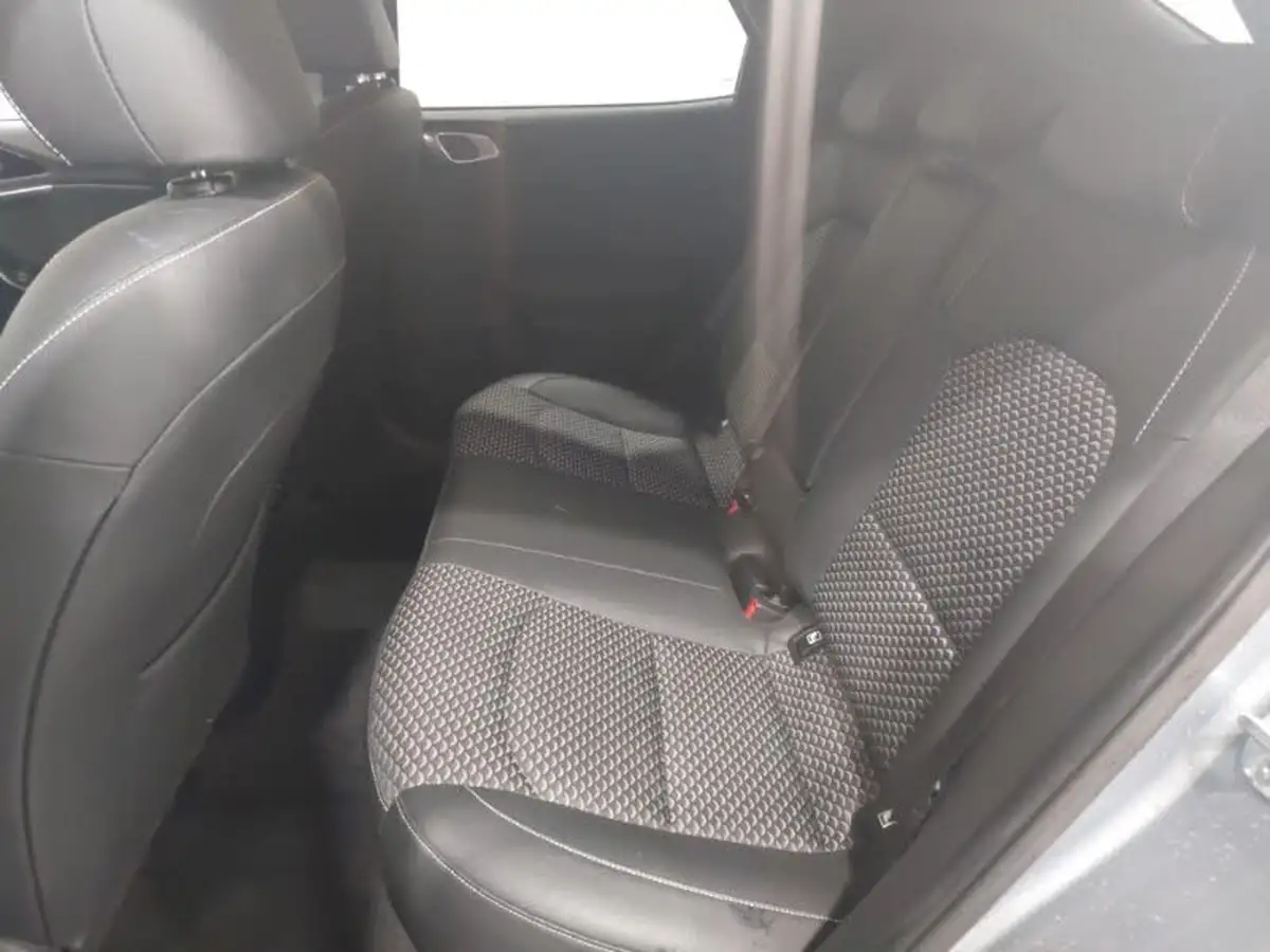 2022-kia-xceed-15-t-gdi-3-big-5