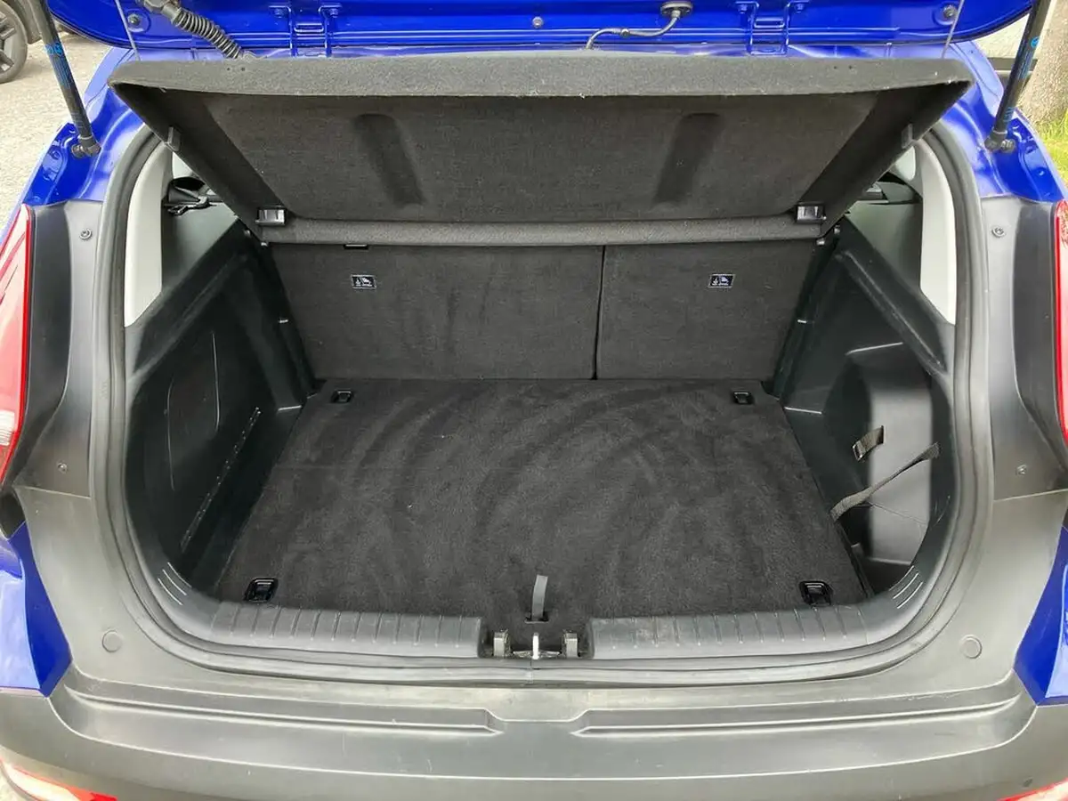 2022-hyundai-bayon-10-t-gdi-se-connect-dct-big-22