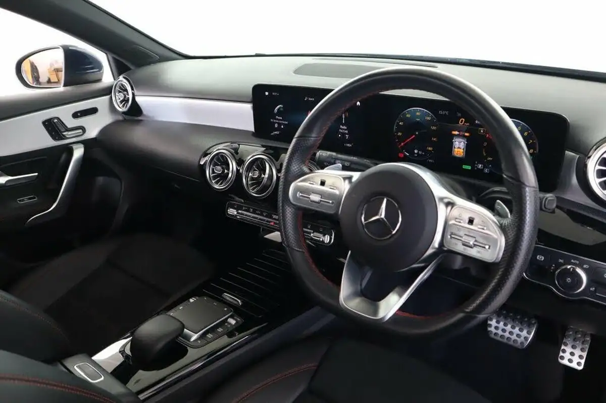 2021-mercedes-benz-a-class-13-a250e-amg-line-premium-plus-hatchback-5d-big-48