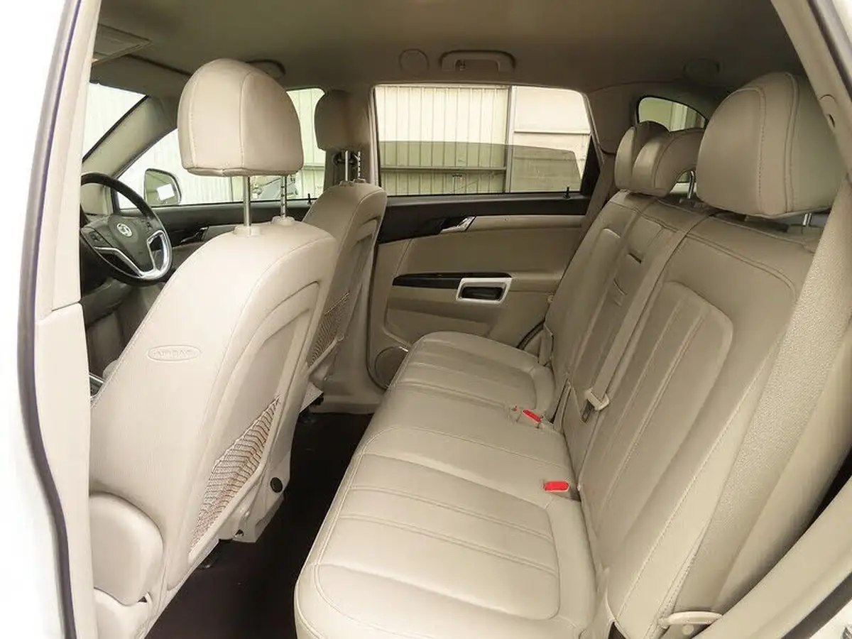 2013-vauxhall-antara-22cdti-se-nav-184ps-awd-auto-big-8