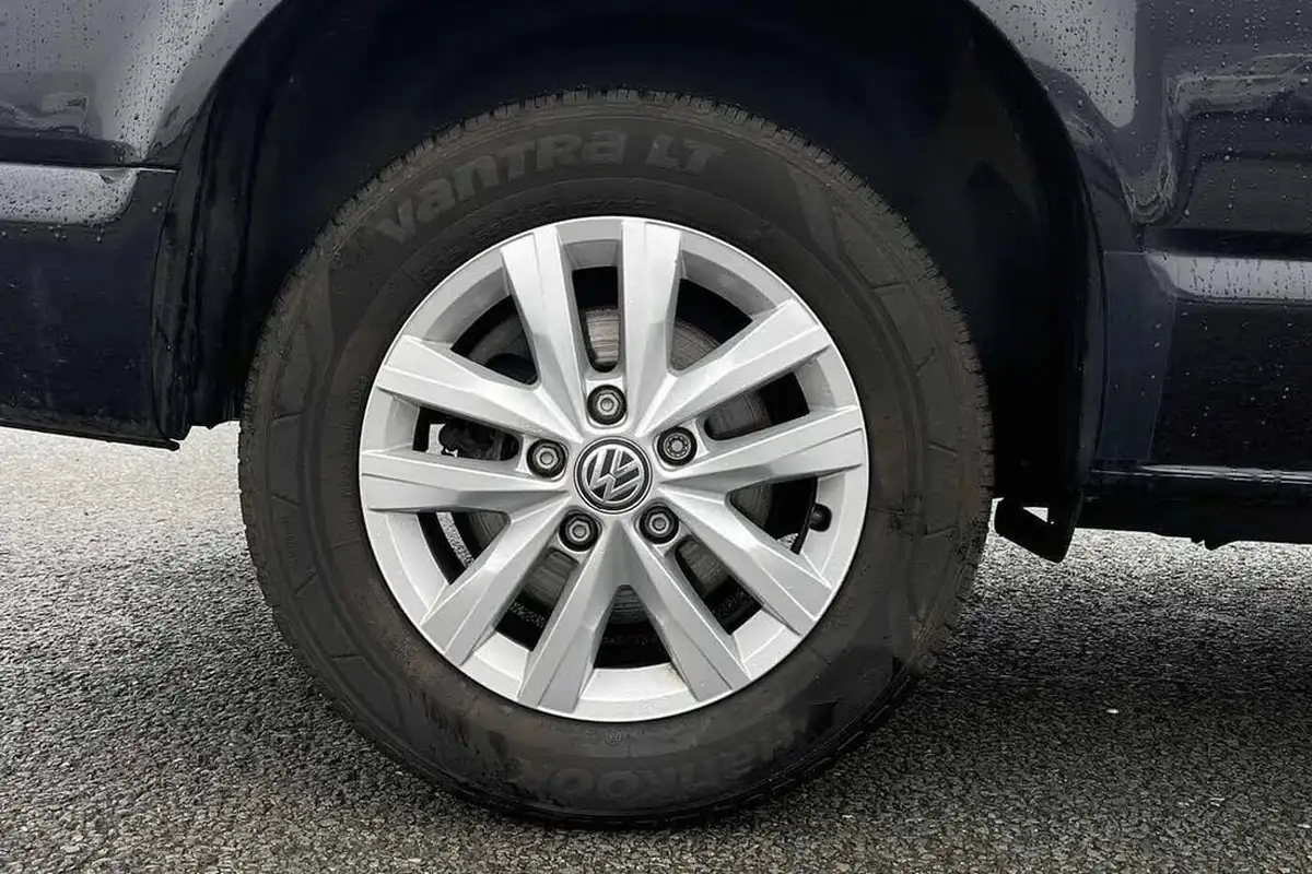 2024-volkswagen-transporter-big-20