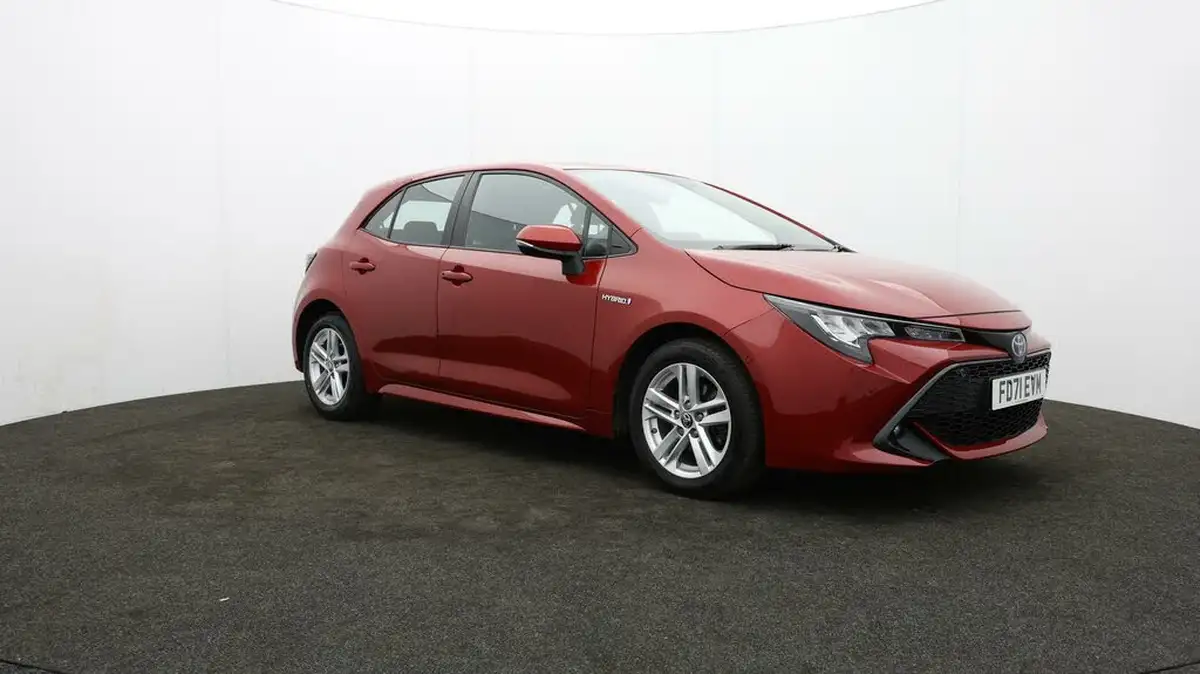 2022-toyota-corolla-18-vvt-i-icon-tech-trk-hatchback-5d-big-46