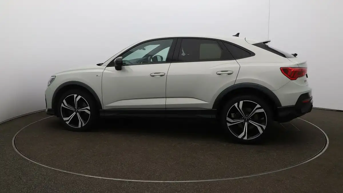 2020-audi-q3-20-45-tfsi-edition-1-sportback-big-58