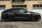 2022-lamborghini-urus-40-no-trim-small-4