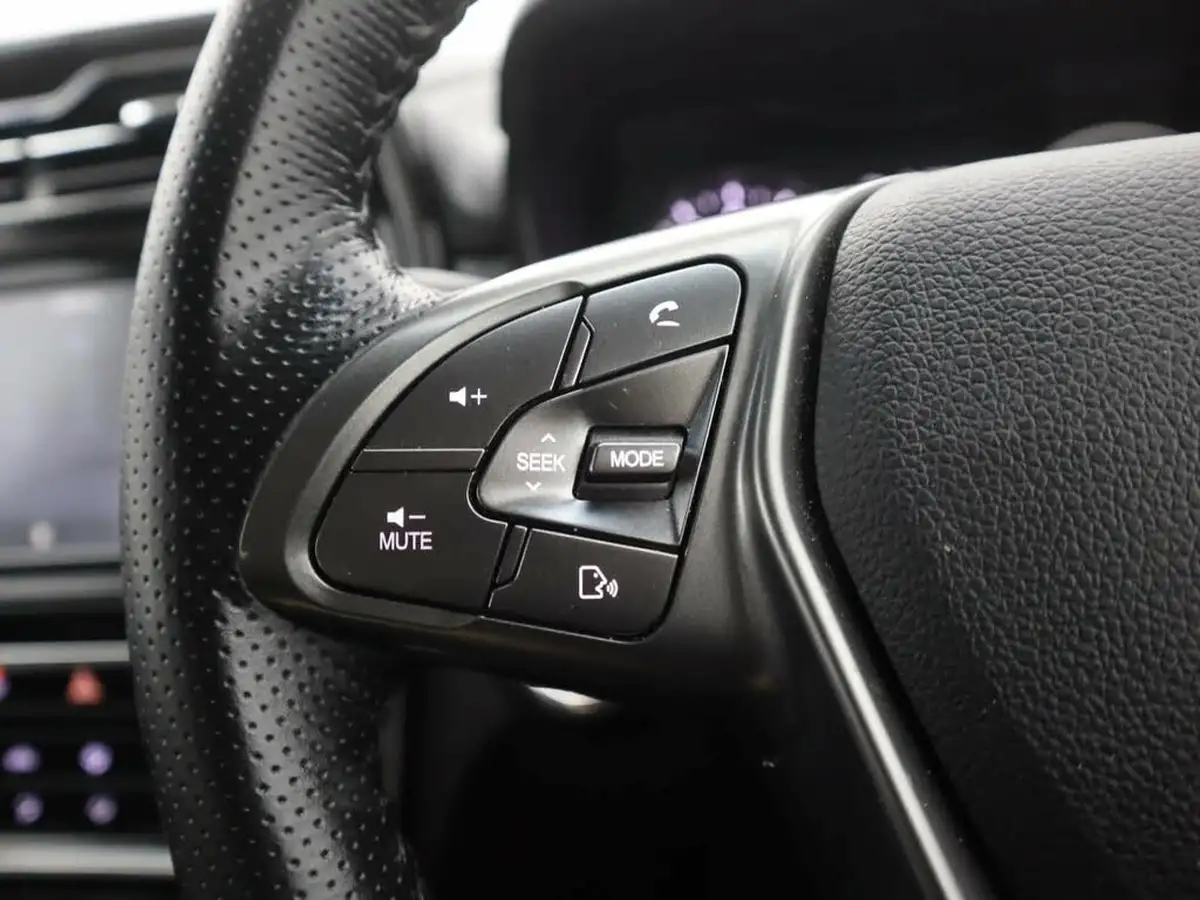 2022-kgm-ssangyong-tivoli-12-gdi-t-ventura-big-30