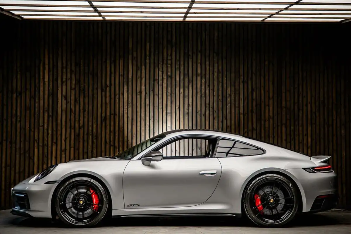 2022-porsche-911-30-carrera-gts-coupe-big-6
