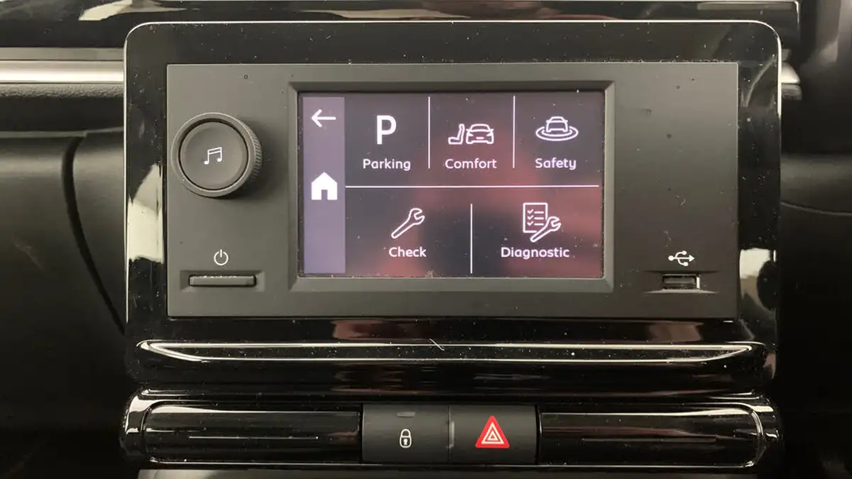 2022-citroen-c3-12-puretech-you-big-26