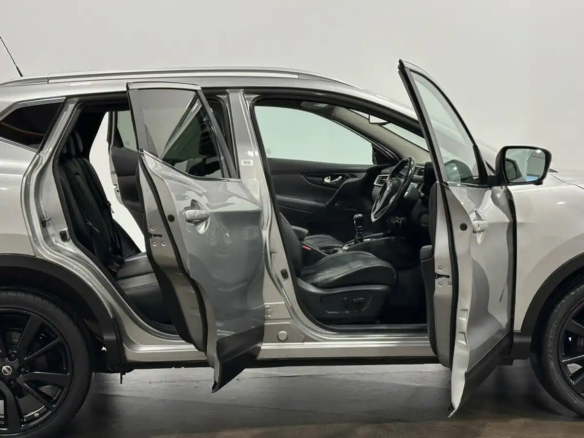 2015-nissan-qashqai-16dci-tekna-big-22