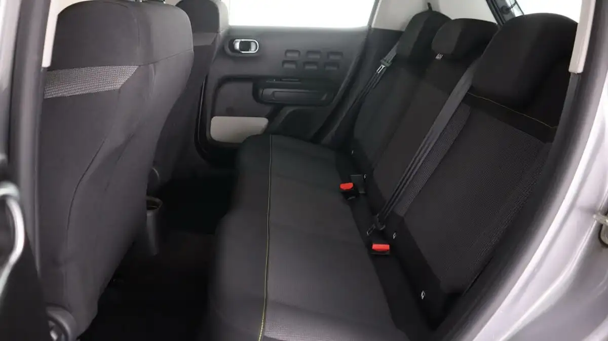 2020-citroen-c3-12-puretech-flair-83ps-big-15