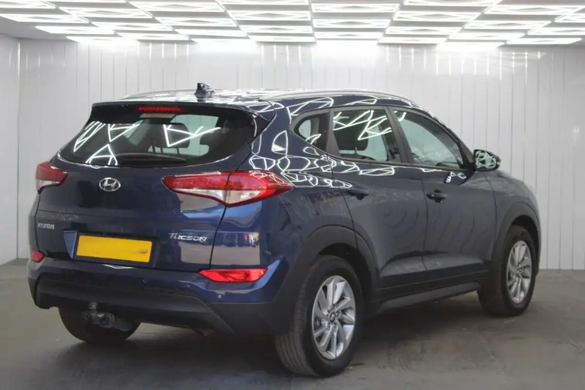 2017-hyundai-tucson-17crdi-blue-drive-se-nav-116ps-big-3