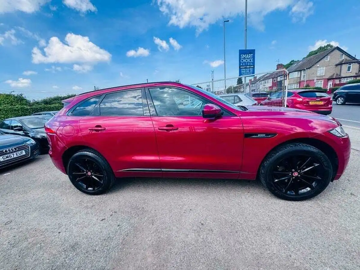 2017-jaguar-f-pace-20-i4d-r-sport-180ps-awd-ss-auto-big-33