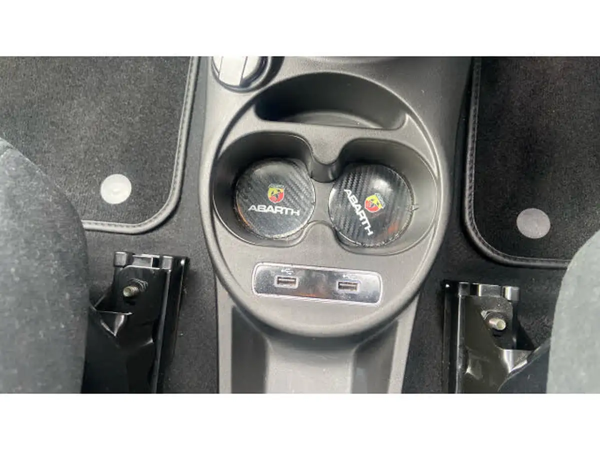 2021-abarth-595-14-tjet-competizione-big-35