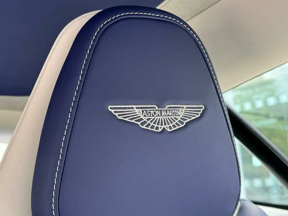 2017-aston-martin-db11-52-v12-big-4
