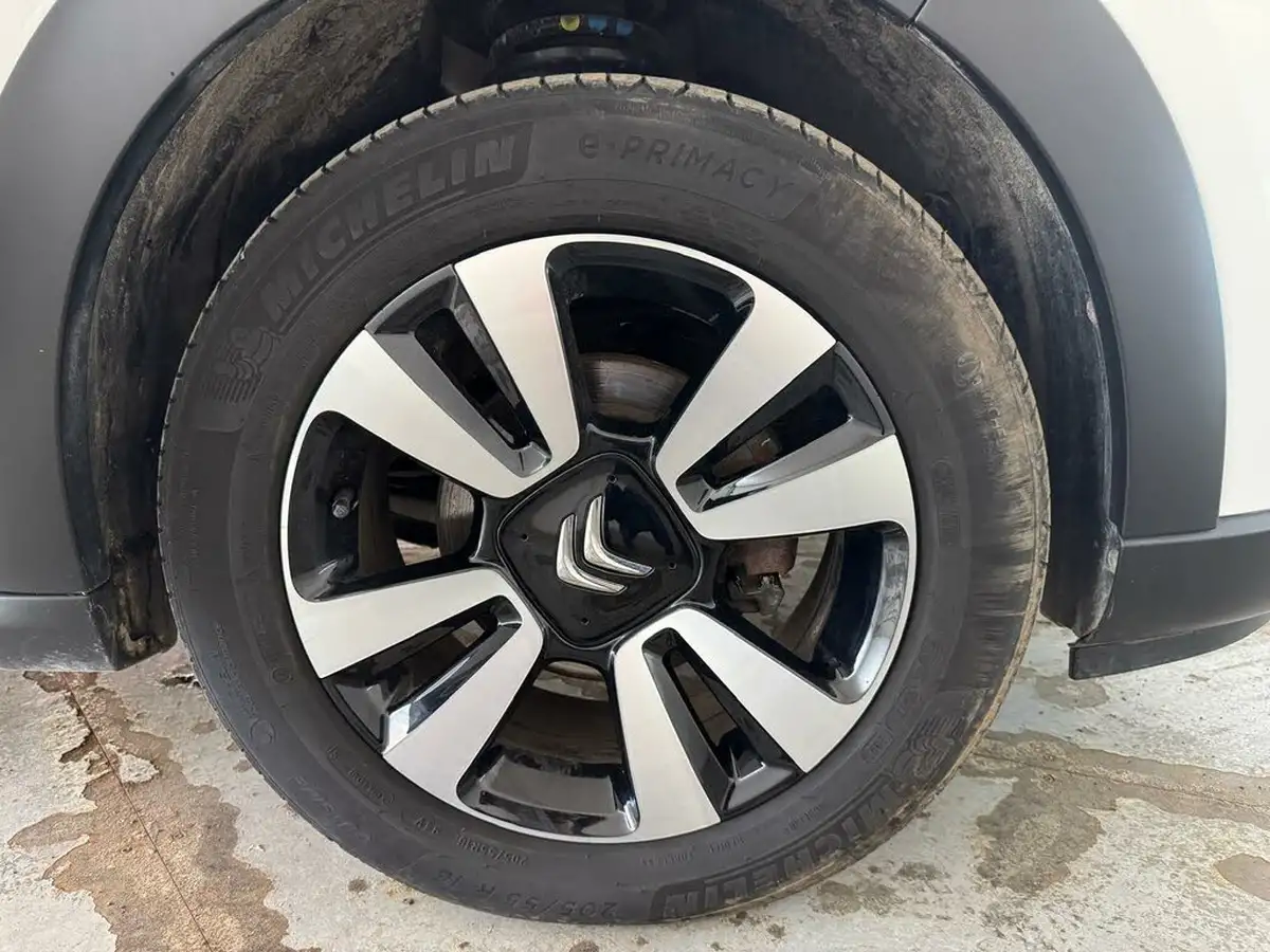 2023-citroen-c3-12-puretech-plus-110ps-eat6-big-32