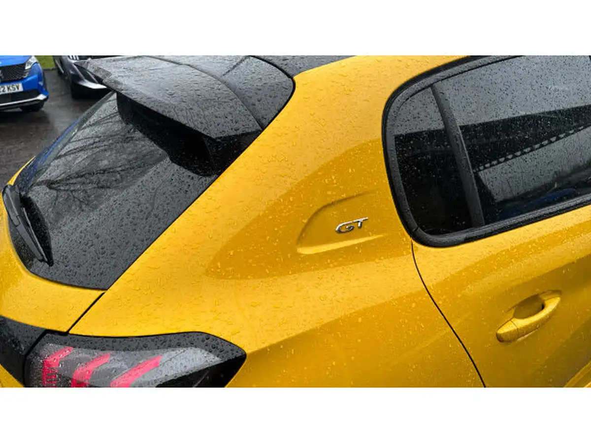 2021-peugeot-208-15-bluehdi-gt-line-big-40