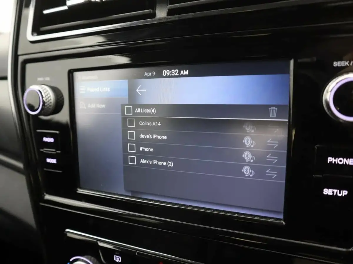 2022-kgm-ssangyong-tivoli-15-ultimate-auto-big-24