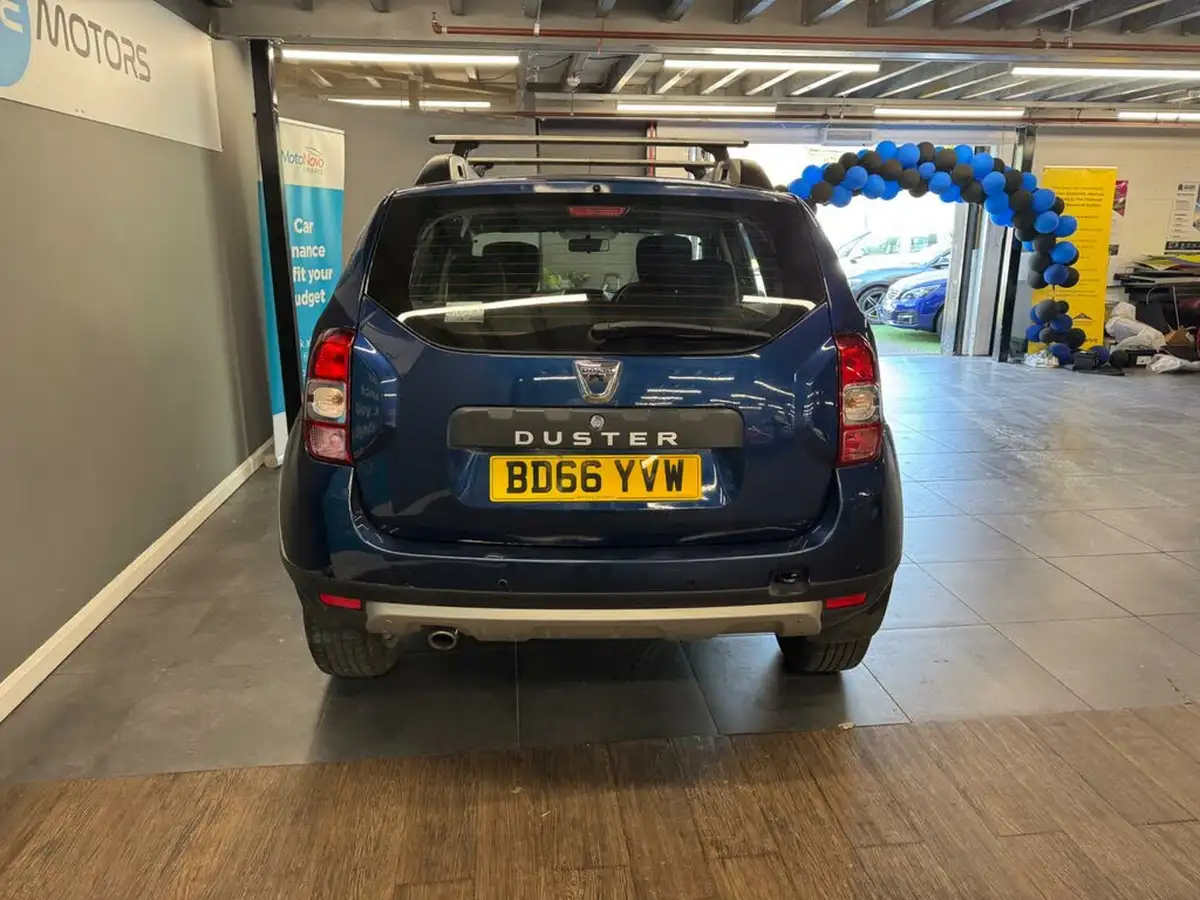 2016-dacia-duster-15dci-laureate-110bhp-ss-station-wagon-5d-big-6