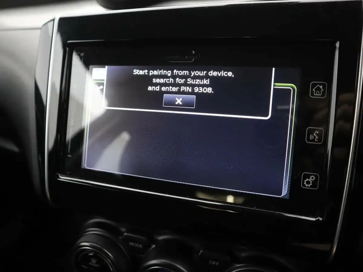 2022-suzuki-swift-12-dualjet-sz5-big-15