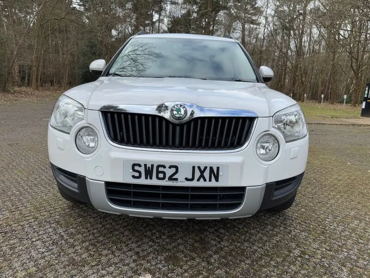 2013-skoda-yeti-20td-se-plus-140bhp-4x4-big-10