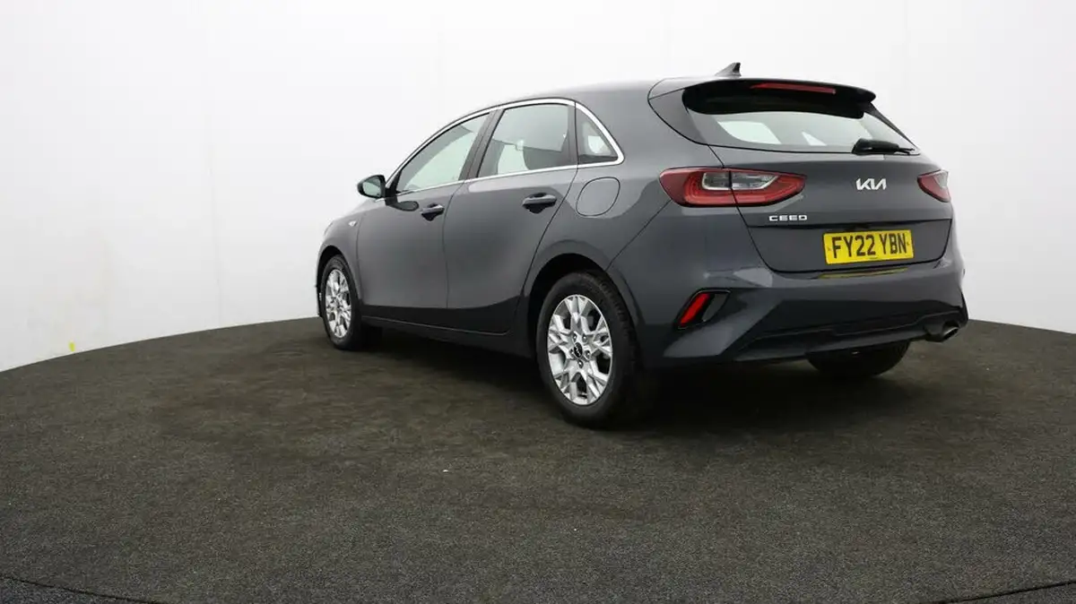 2021-kia-ceed-10-t-gdi-2-hatchback-big-69