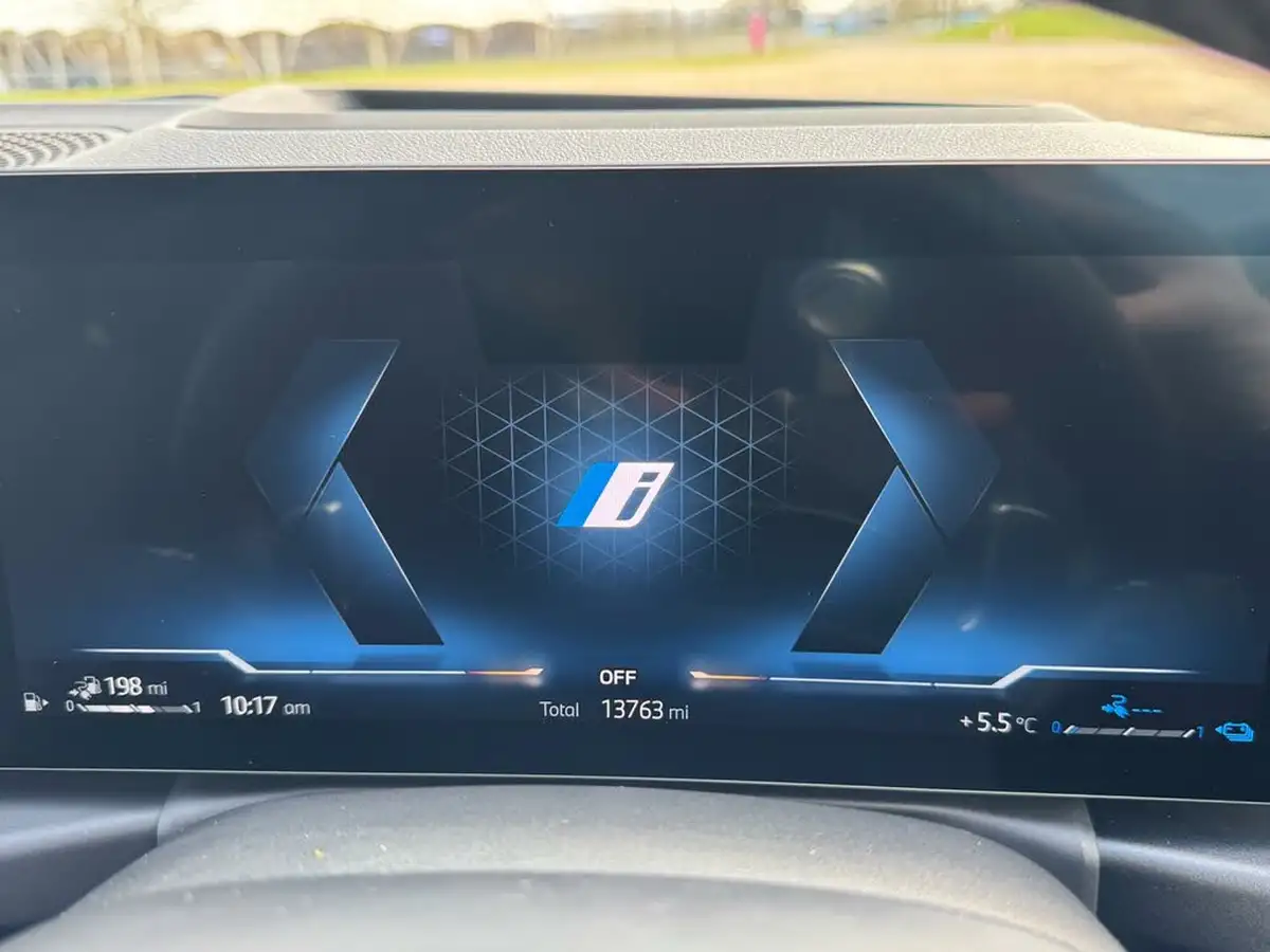 2024-bmw-3-series-20-330e-xdrive-m-sport-touring-5d-big-31