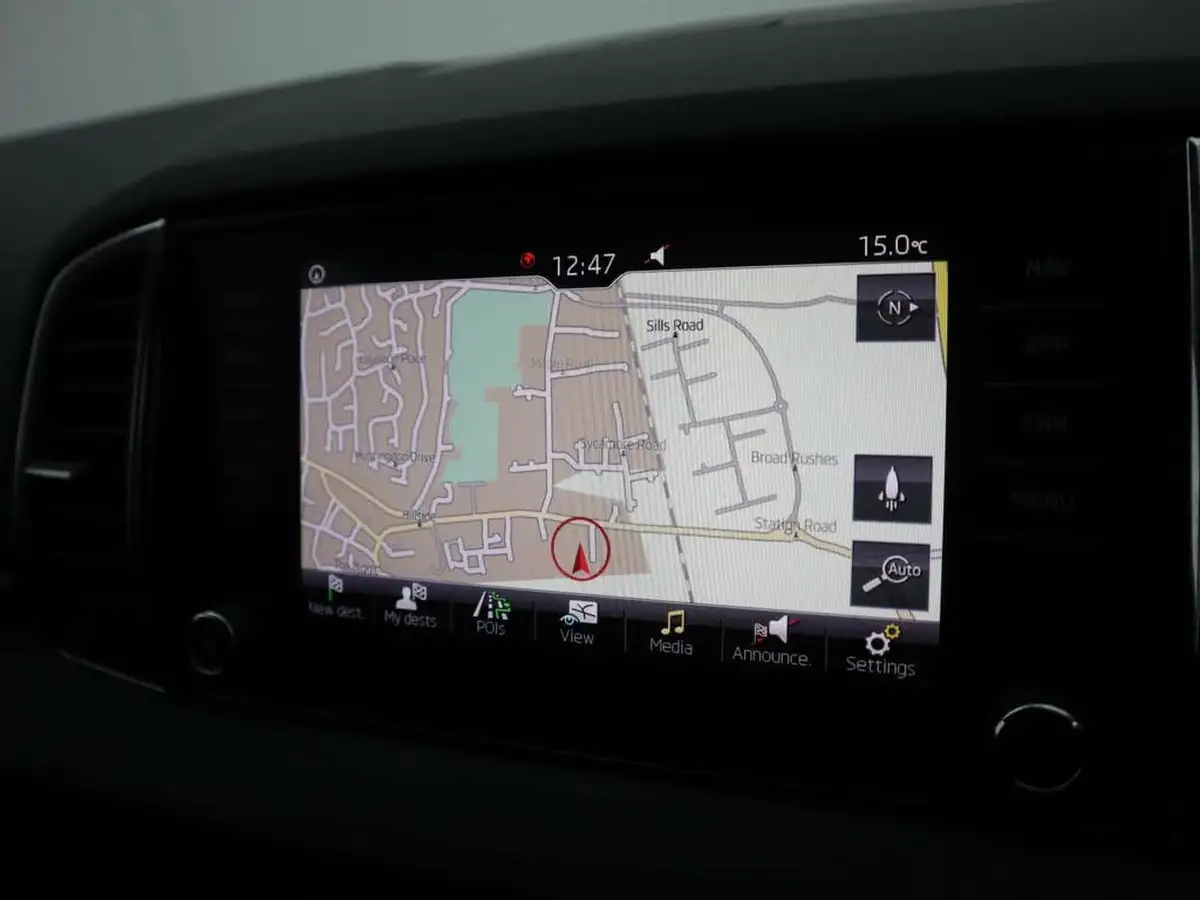 2020-skoda-karoq-10-tsi-se-technology-116ps-big-16