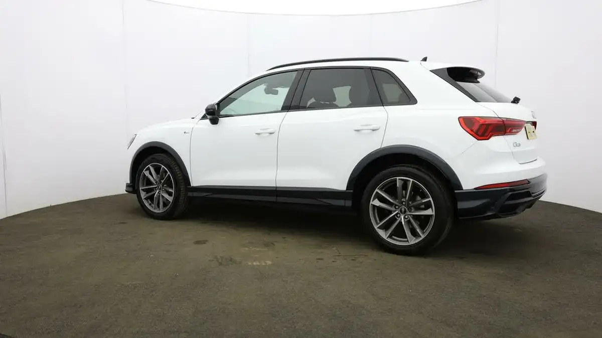 2022-audi-q3-15-35-tfsi-black-edition-codcomfort-sound-pack-station-wagon-big-60